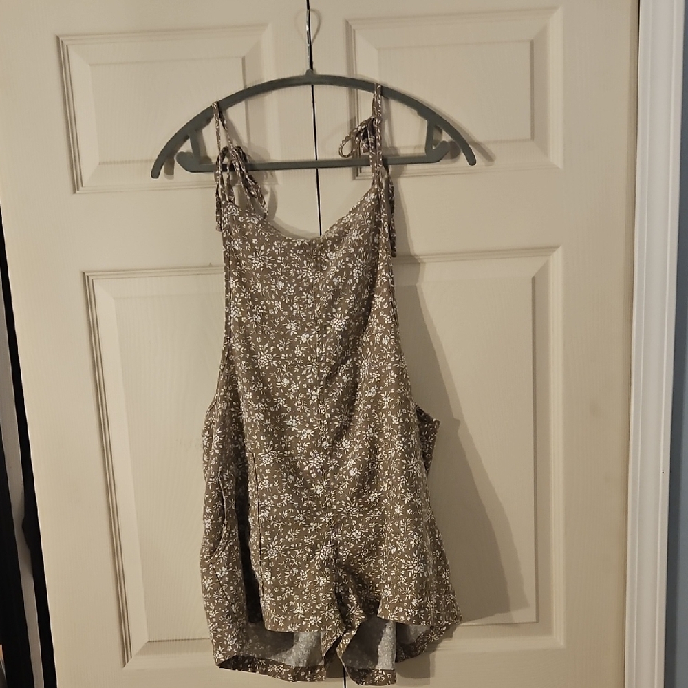 Floral Brown Romper